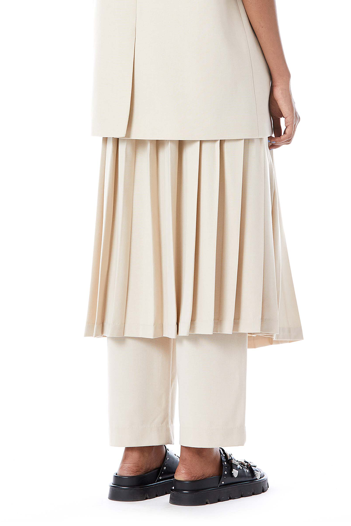 DETACHABLE SKIRT PANTS