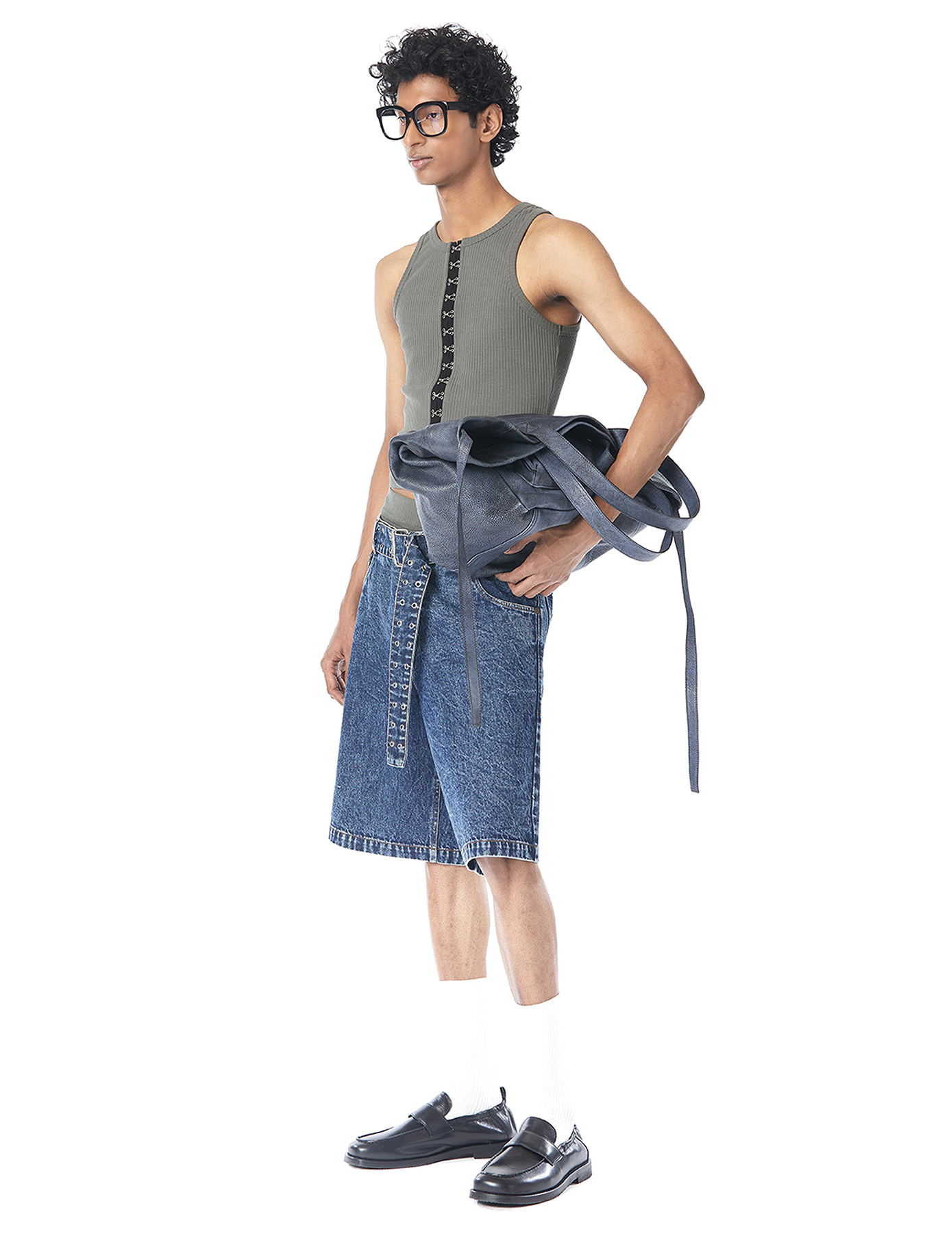 Baggy Shorts with Belt