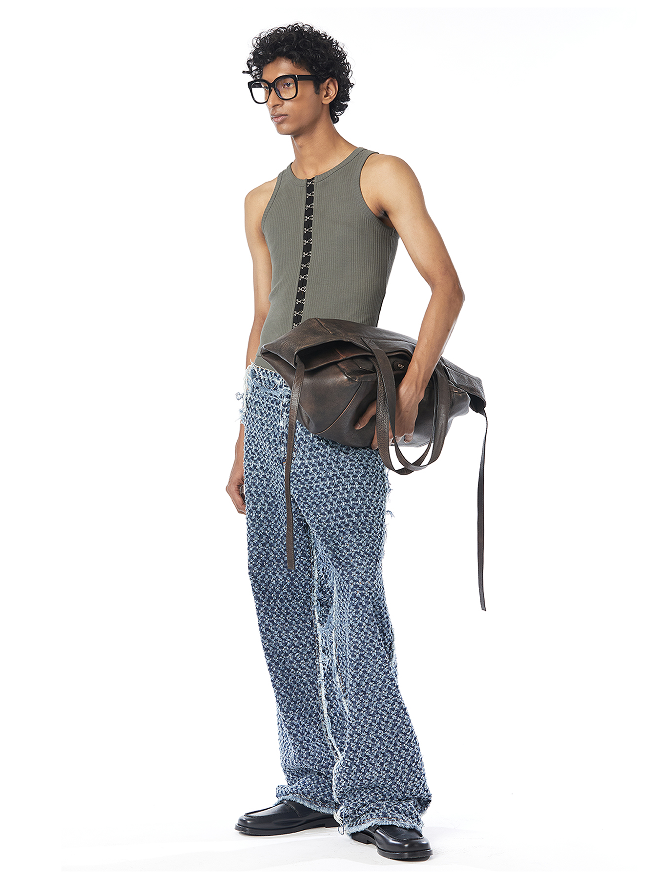 Punctured Baggy Jeans
