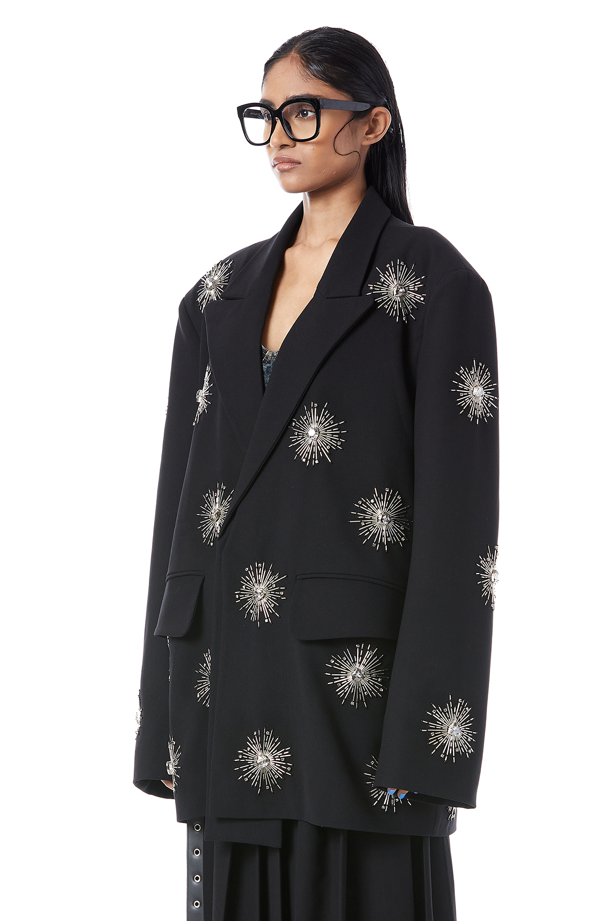 CROP CIRLES HAND EMBROIDERED BLAZER