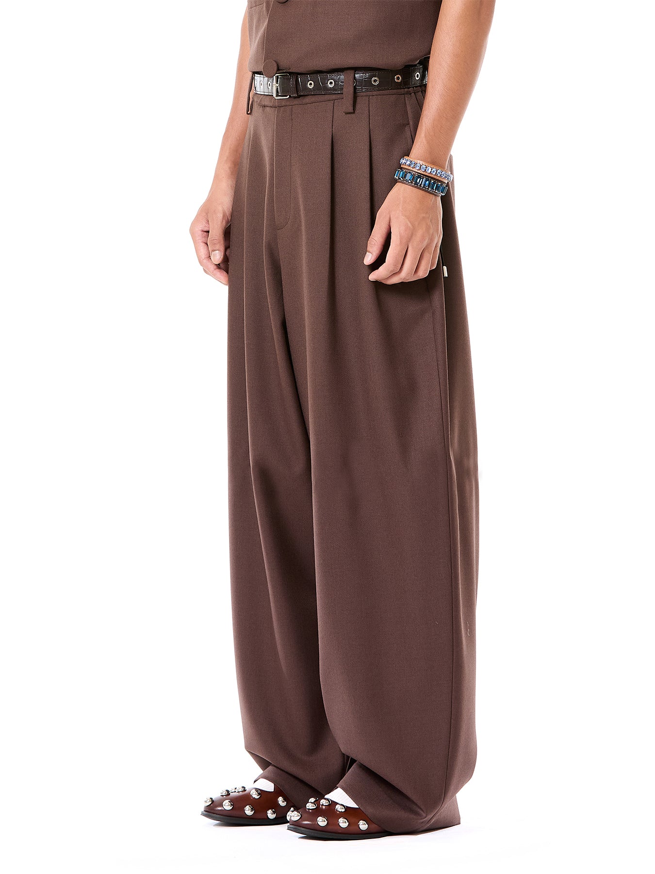 Pleated-Barrel-Pants