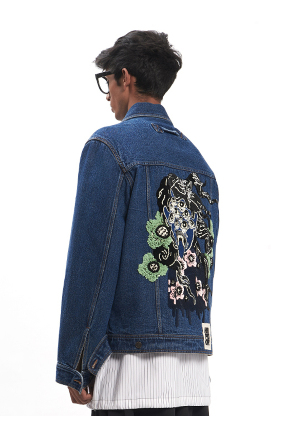 EMBROIDERED DENIM JACKET