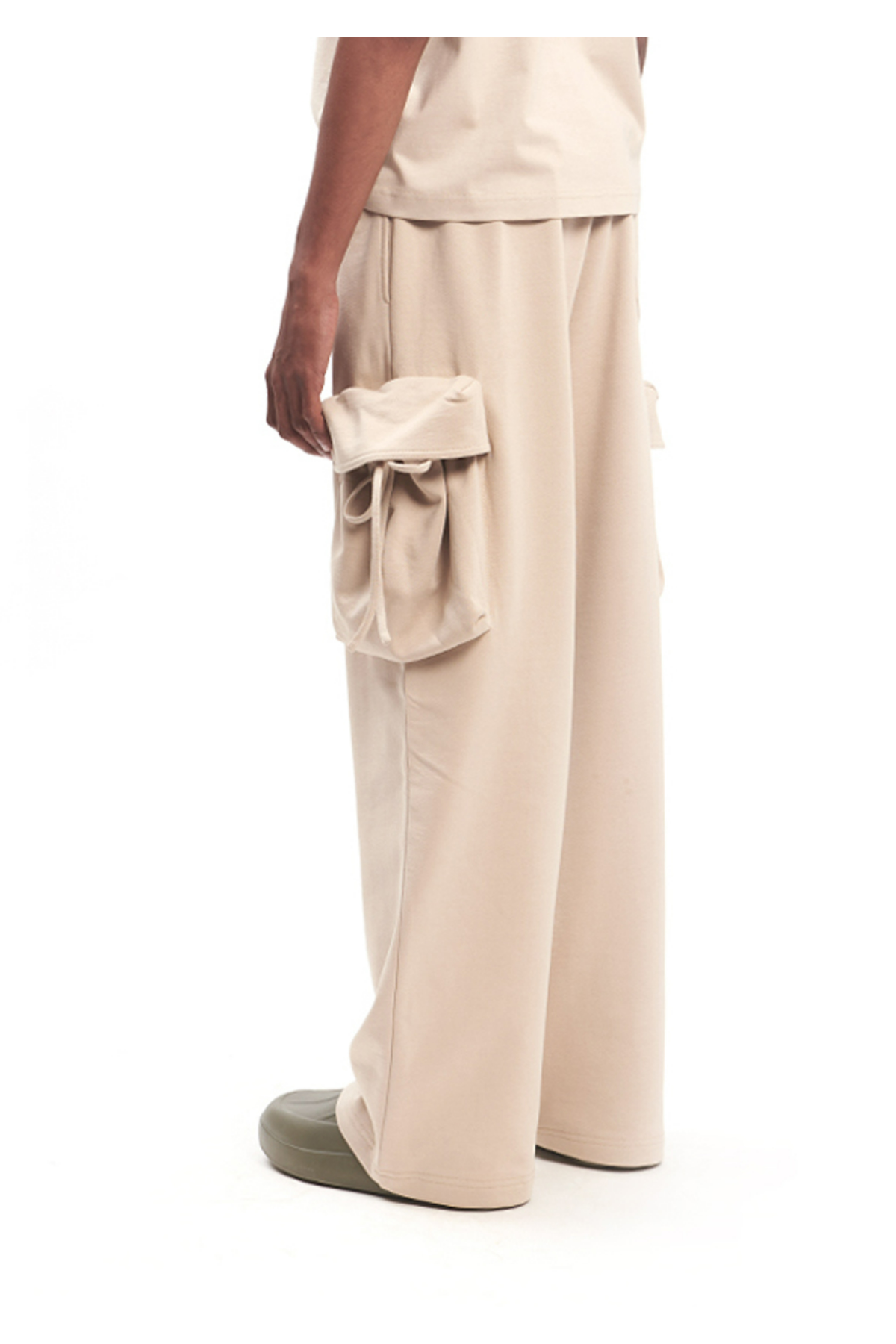CARGO SWEATPANTS